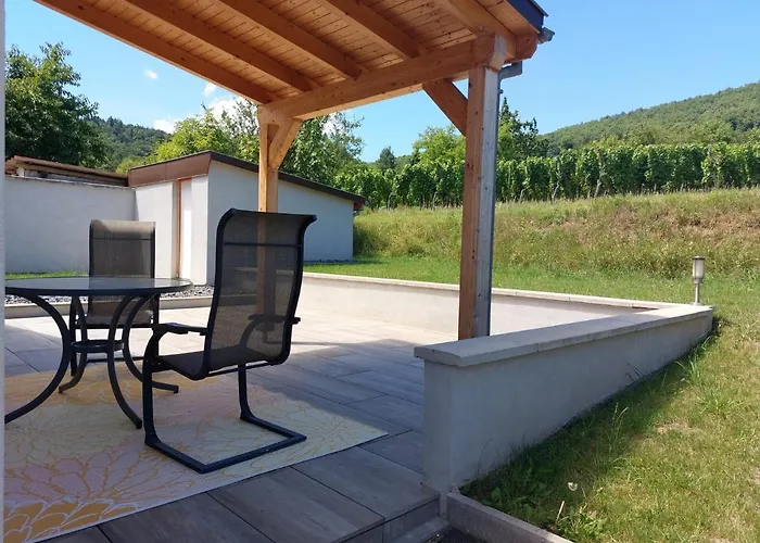 Daire Entre Histoire Et Terroir - 2 De Charme *